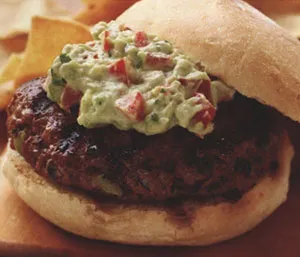 Бургеры "Калифорния" с майонезом на основе авокадо Бургеры "Калифорния" с майонезом на основе авокадо